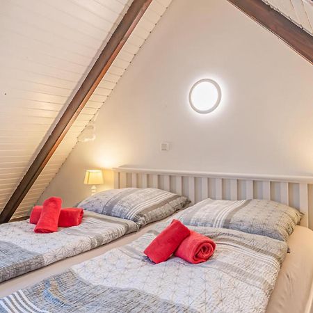 Cozy Apartment In Friedrichskoog With Kitchen Εξωτερικό φωτογραφία