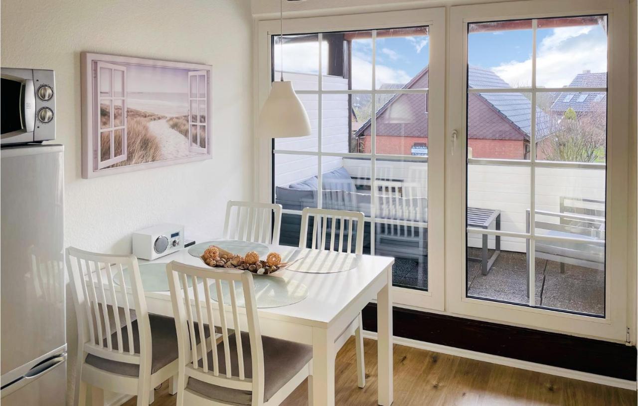 Cozy Apartment In Friedrichskoog With Kitchen Εξωτερικό φωτογραφία